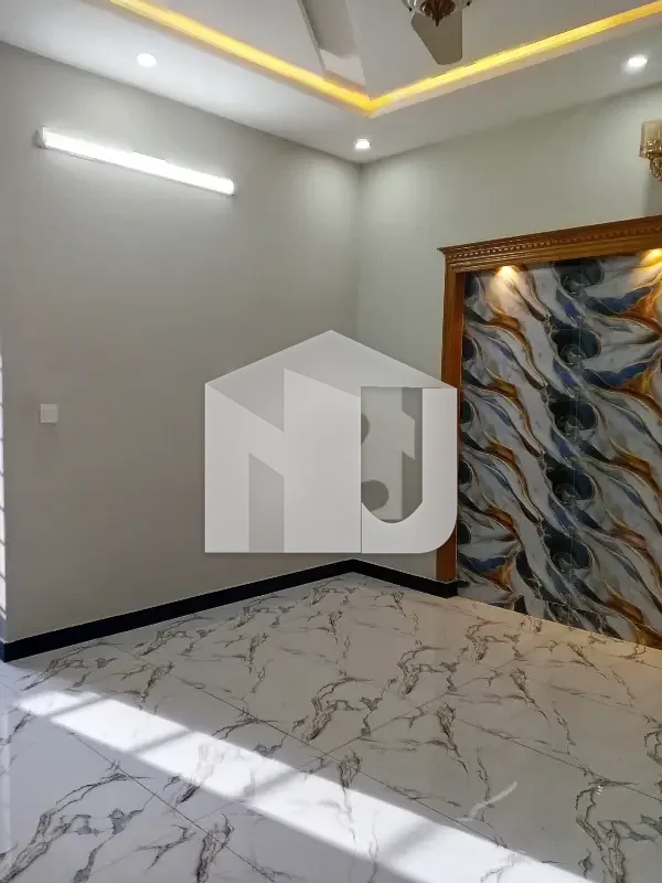 8 Marla Like Brand Full House Available For Rent In G 13/2, photo 17