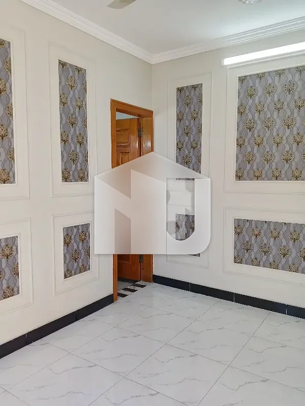 8 Marla Like Brand Full House Available For Rent In G 13/2, photo 23