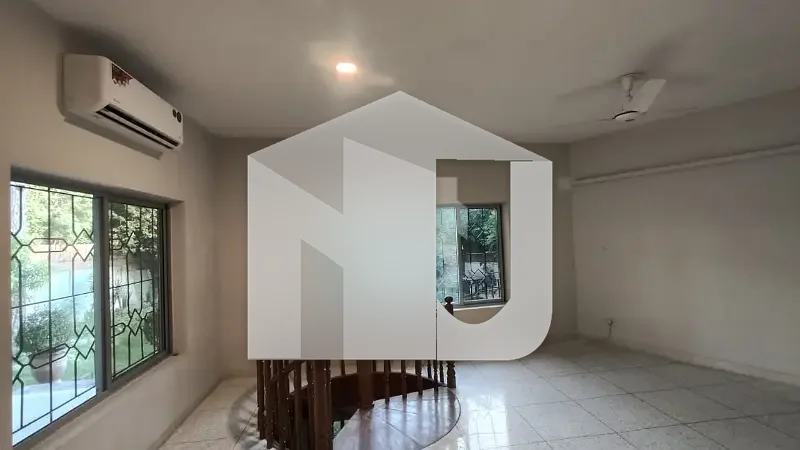 Premium House For Rent Unfurnished For Foreigners In F-6/3 With Lawn, photo 15