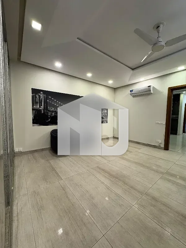 F-7 Luxurious House Available For Rent, photo 18