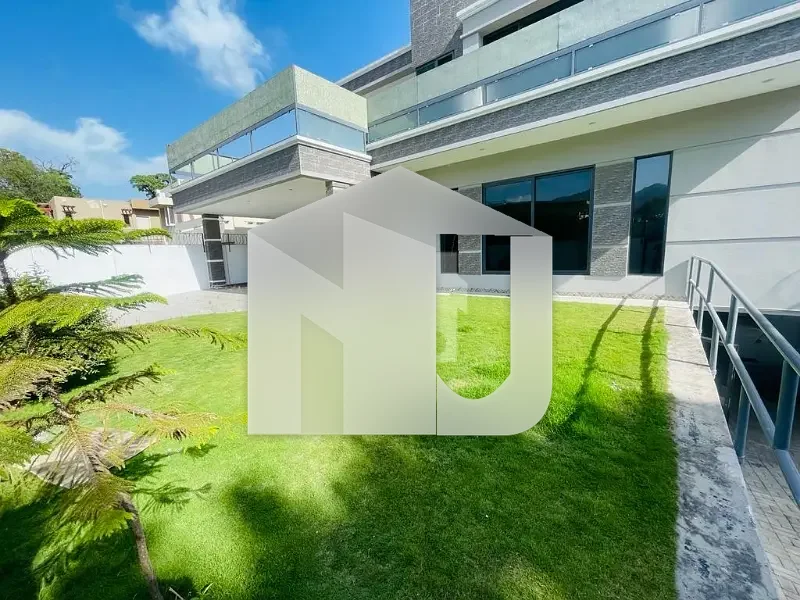 Luxury House On Extremely Prime Location Available For Rent In Islamabad