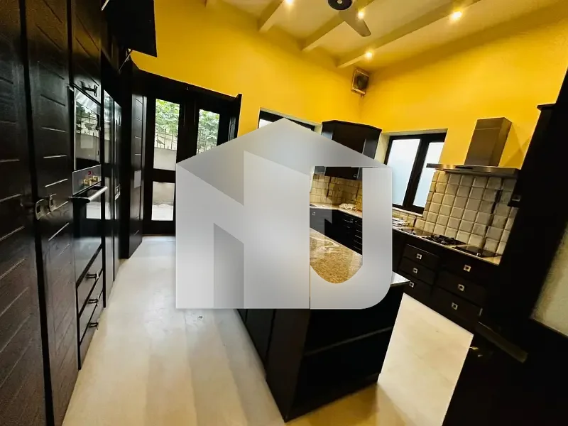 Luxurious Villa On Extremely Prime Location Available For Rent In Islamabad, photo 17