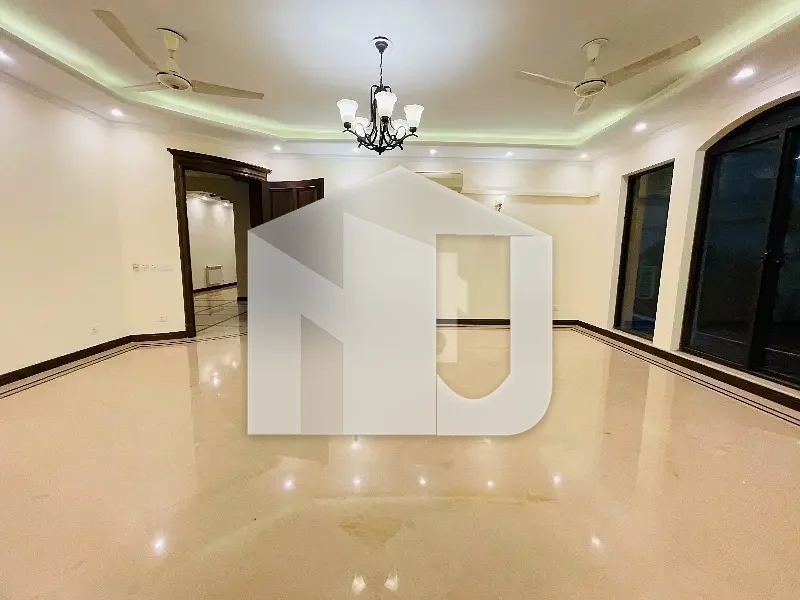 Luxury House On Prime Location Available For Rent . . ., photo 13