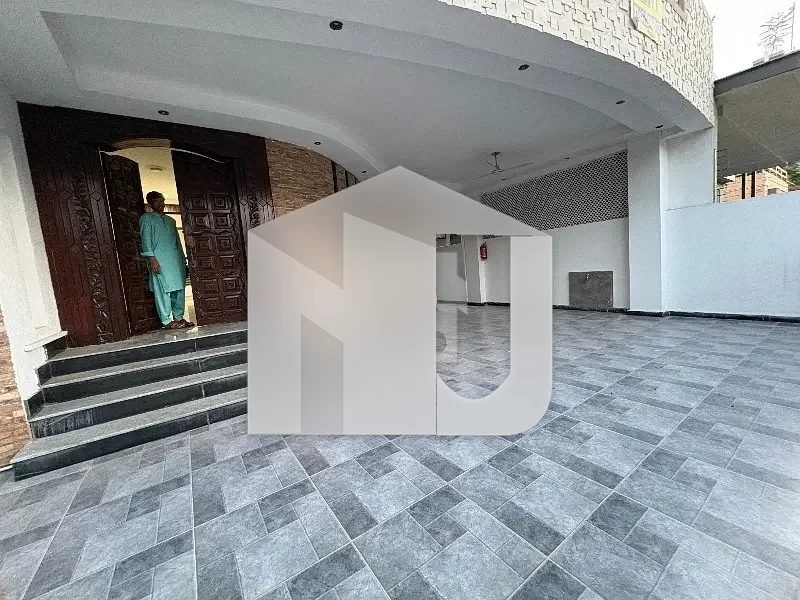 1 Kanal House For Rent In DHA Phase 2, photo 19