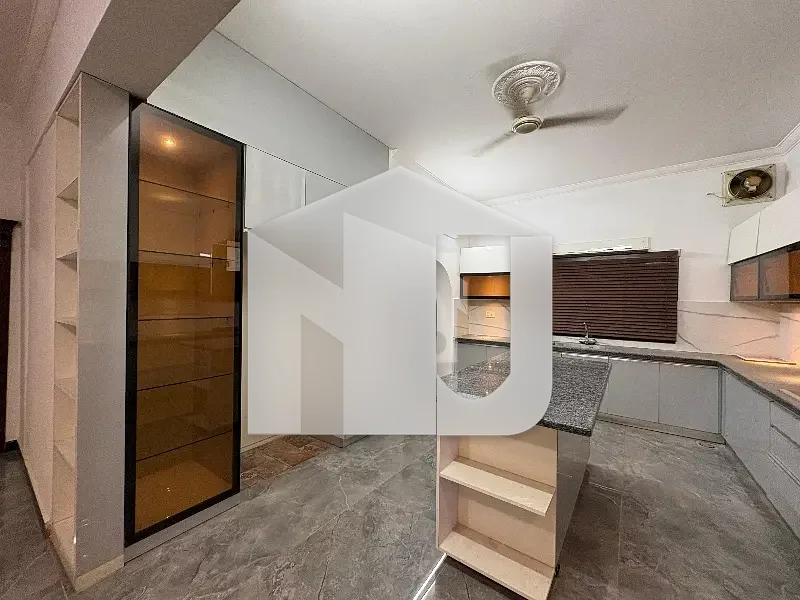 1 Kanal House For Rent In DHA Phase 2, photo 17
