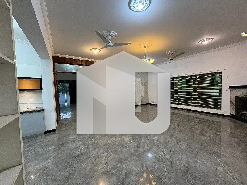 1 Kanal House For Rent In DHA Phase 2, photo 12