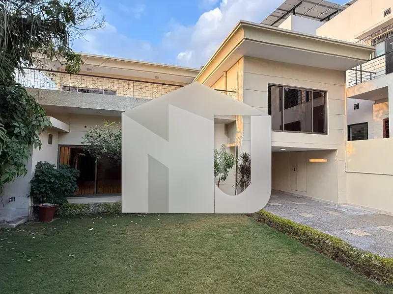 Beautiful House With Garden For Rent