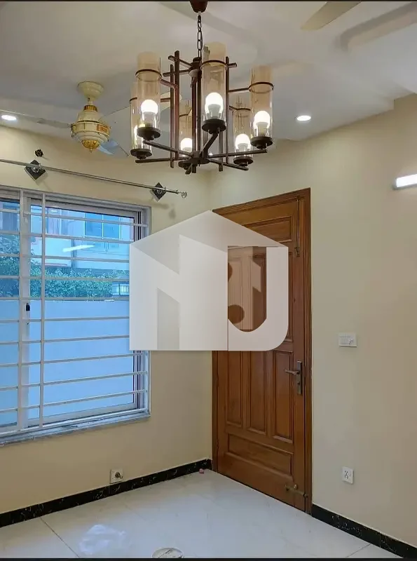 04 marla triple story house for rent in g-13 islamabad, photo 4