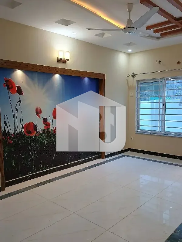 07 Marla House For Rent In G-13 Islamabad, photo 10