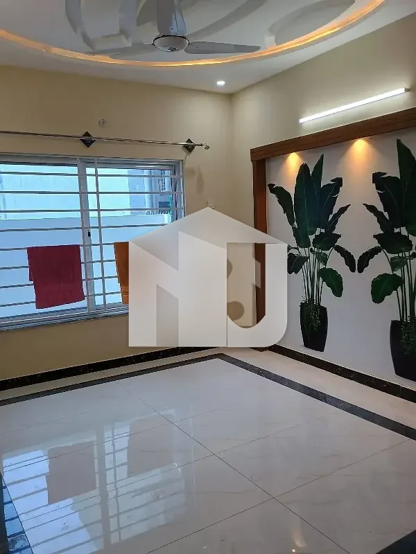 07 Marla House For Rent In G-13 Islamabad, photo 11