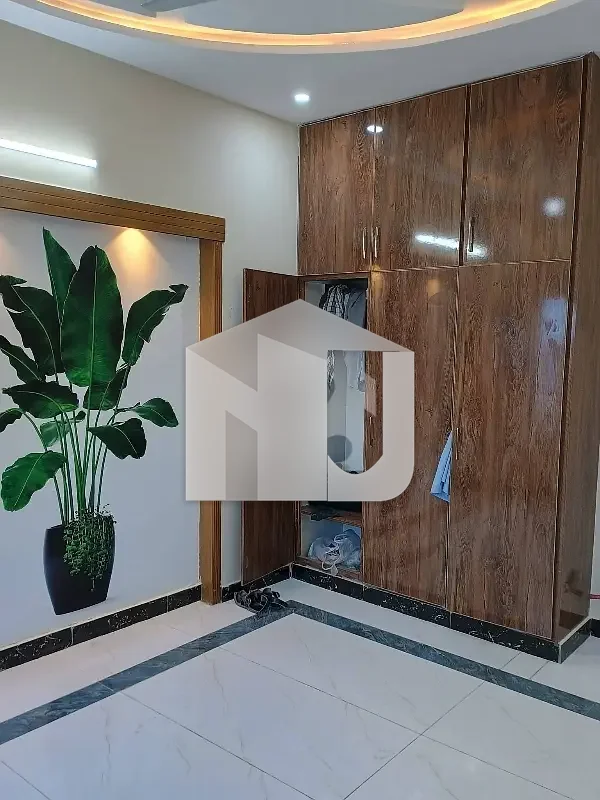 07 Marla House For Rent In G-13 Islamabad, photo 4