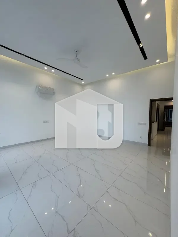 F-7 Brand new House For Rent Demand 8000$, photo 14