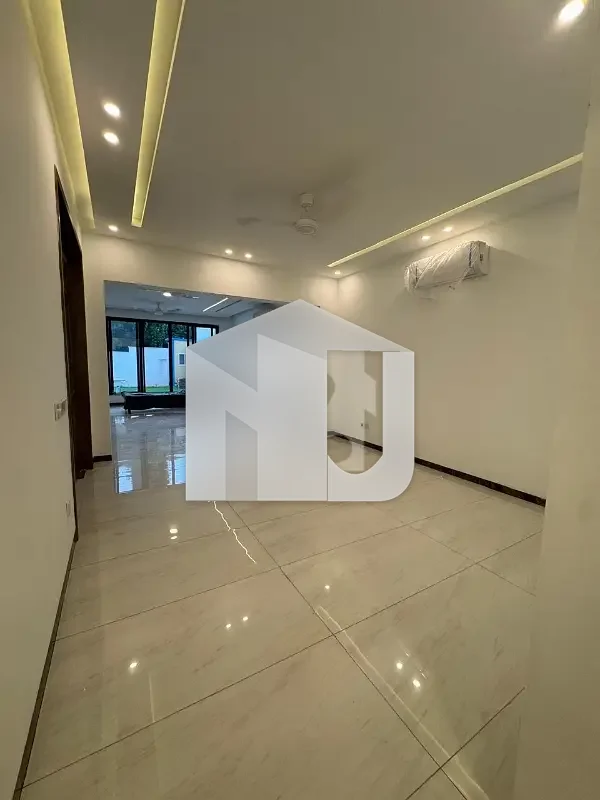 F-7 Brand new House For Rent Demand 8000$, photo 19