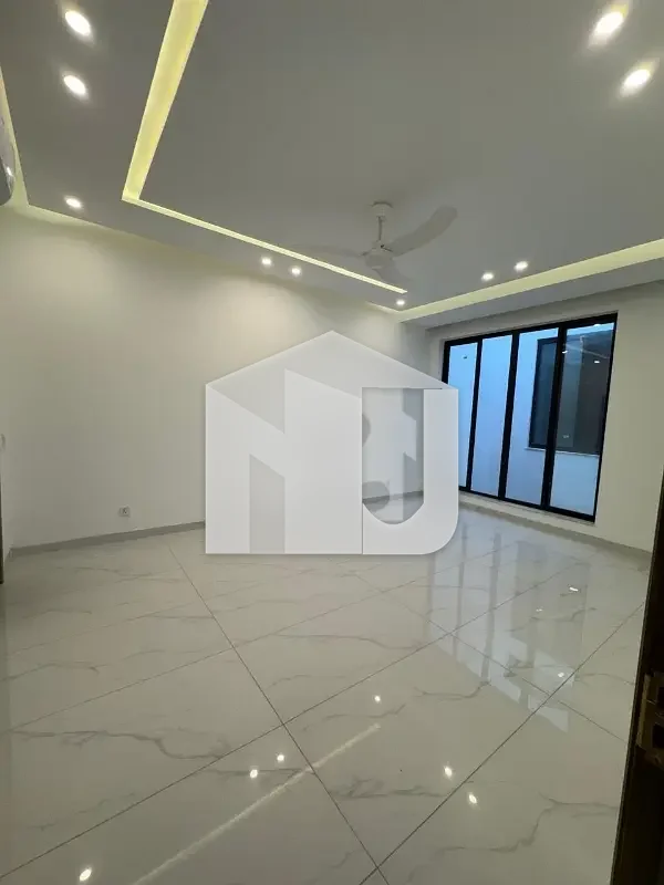 F-7 Brand new House For Rent Demand 8000$, photo 9