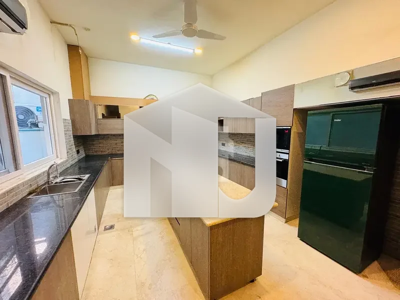 Brand New House For Rent In F-7 On Prime Location, photo 18