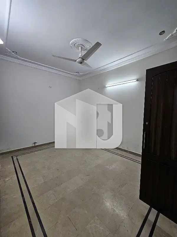 30*60 Full House Available For Rent In G-13 With Attached Solar System, photo 9