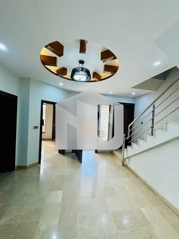 5 Marla'S Park Face House For Rent, photo 5