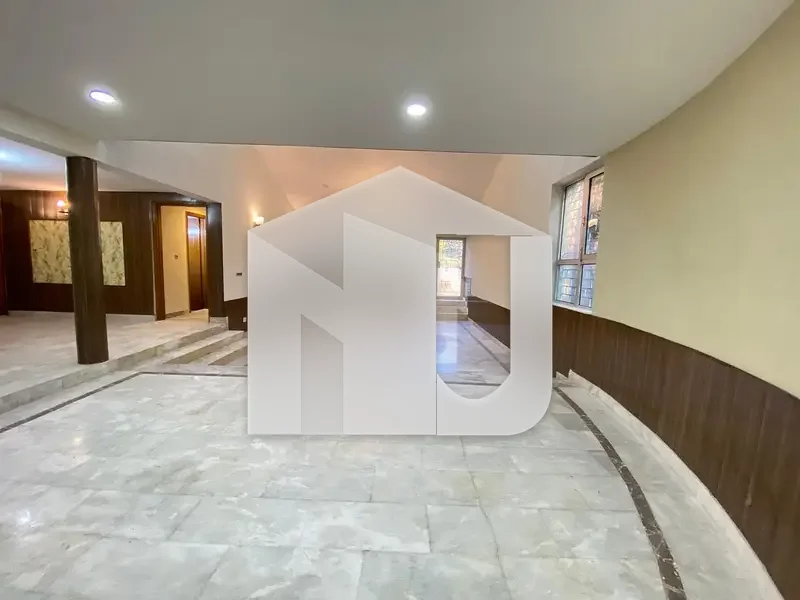Beautiful House Available For Rent On Prime Location, photo 5