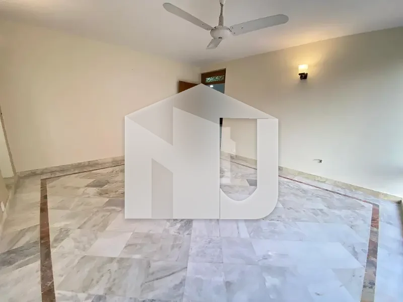 Beautiful House Available For Rent On Prime Location, photo 14