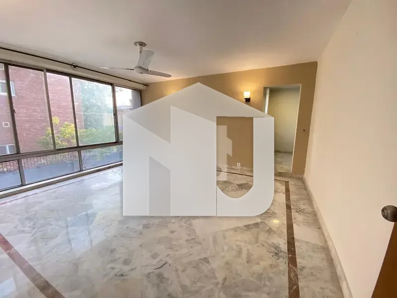Beautiful House Available For Rent On Prime Location, photo 15