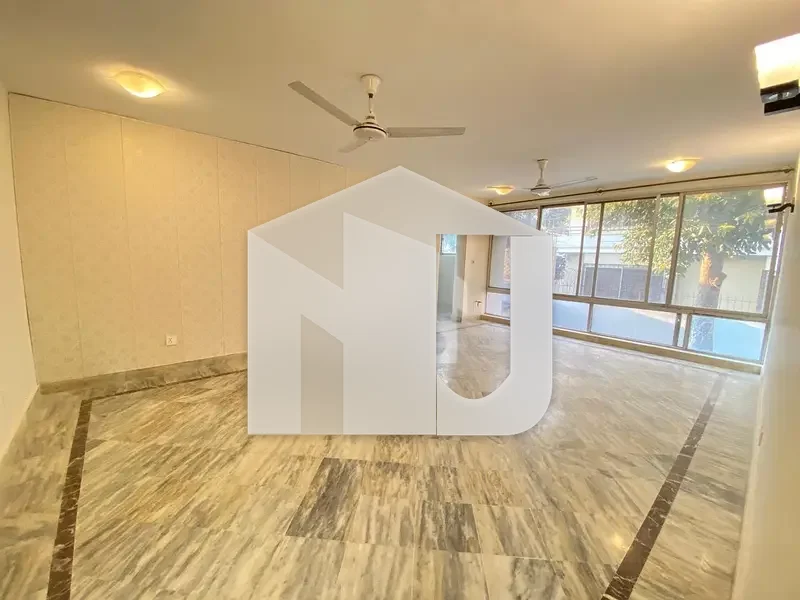 Beautiful House Available For Rent On Prime Location, photo 6