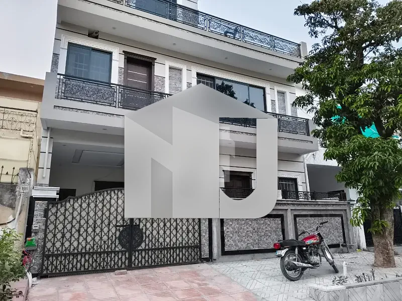 10 Marla Full House 5 Bed For Rent - Ground 3 Bedrooms + Upper 2 Bedrooms- For Family Only, photo 20