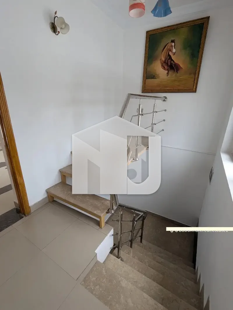 5 Bedrooms Triple Storey House 7 Marla, photo 21