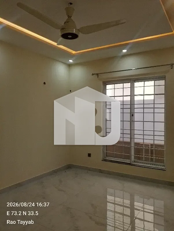 Brand New 10 Marla House For Rent In DHA Emaar Canyon View Islamabad 10 KW Solar system installed, photo 14
