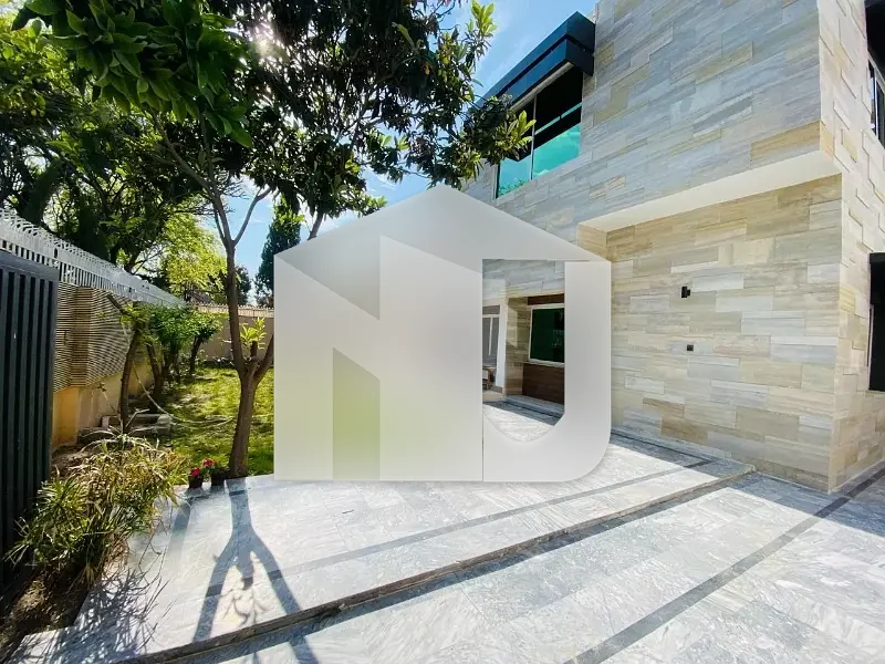 Like A Brand New House For Rent In F8 On Prime Location, photo 29