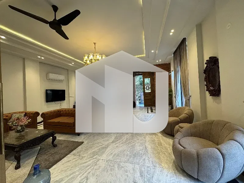 Fully Furnished Newly House Available For Rent In F7 On Prime Location Having 07 Bedrooms, photo 2