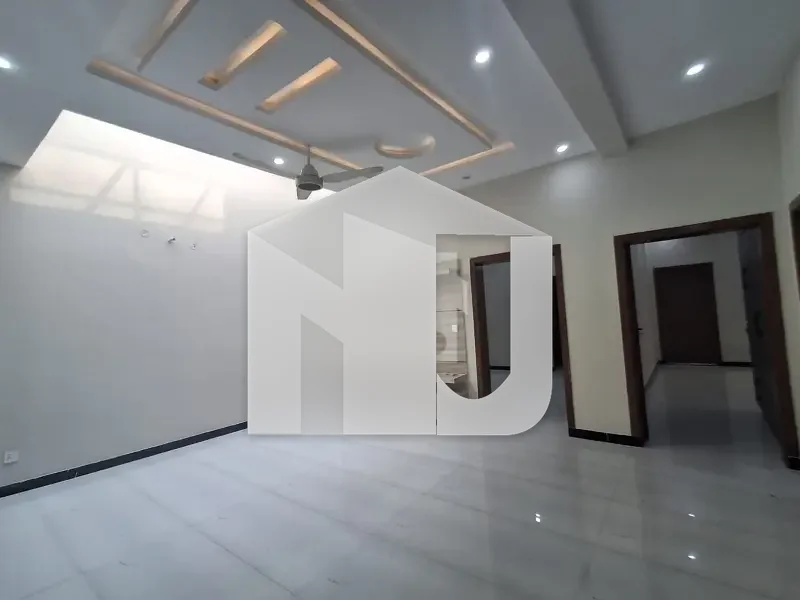 8 Marla Double Storey House Available For Rent