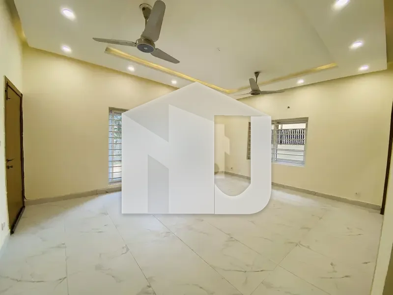 F-8 Renovated House For Rent, photo 11