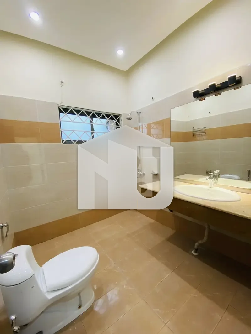 F-8 Renovated House For Rent, photo 16