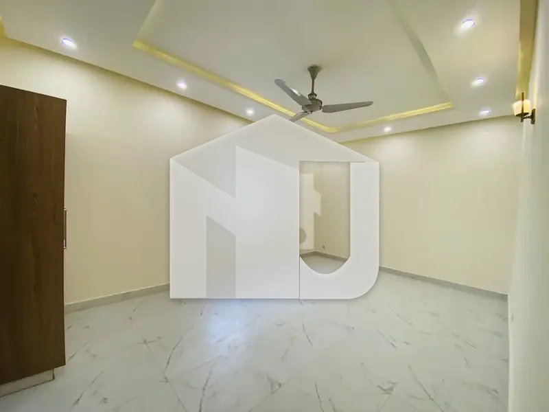 F-8 Renovated House For Rent, photo 27
