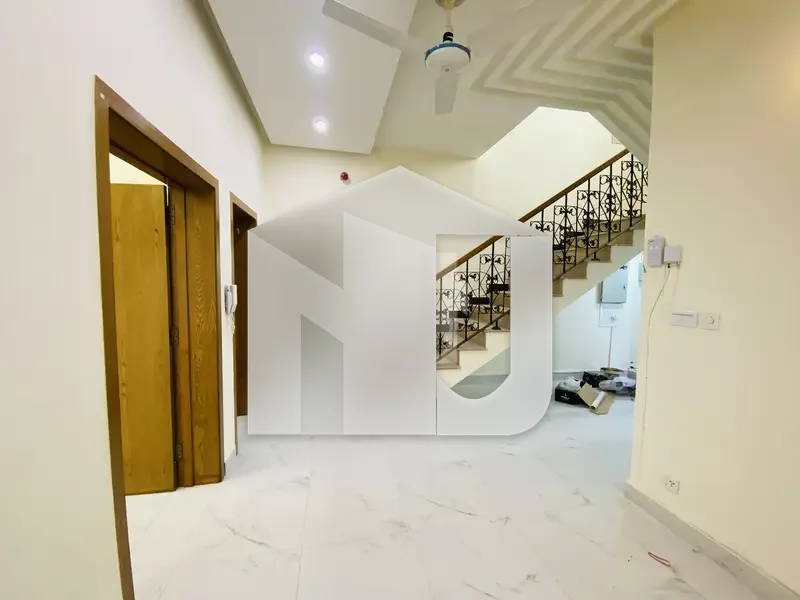 F-8 Renovated House For Rent, photo 10