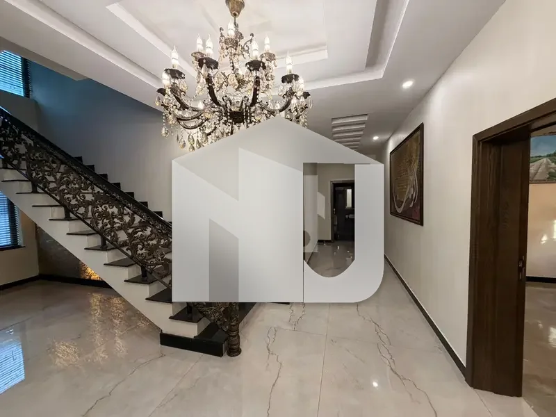F-8 Fully Furnished Home 7 Bedroom Attached washrooms, photo 7