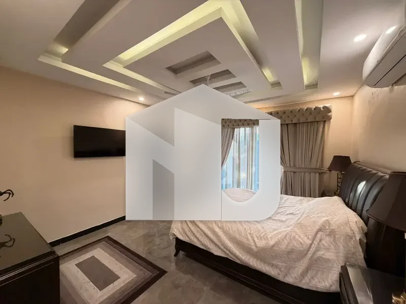 F-8 Fully Furnished Home 7 Bedroom Attached washrooms, photo 5
