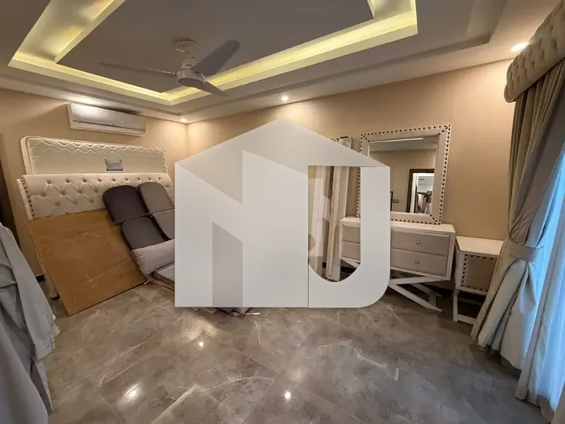 F-8 Fully Furnished Home 7 Bedroom Attached washrooms, photo 16