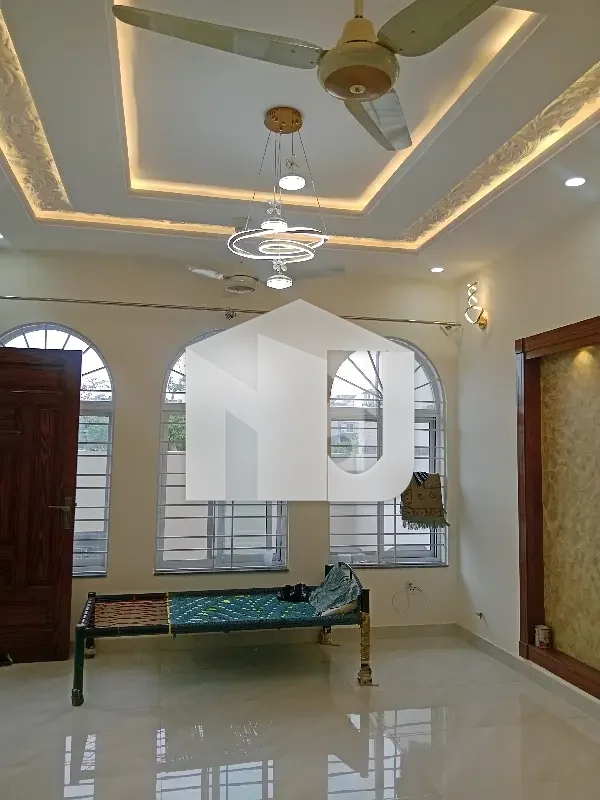 10 Marla Brand New Luxury Designer House For Rent In D12 Near To Markaz & Family Park Margala Facing, photo 6