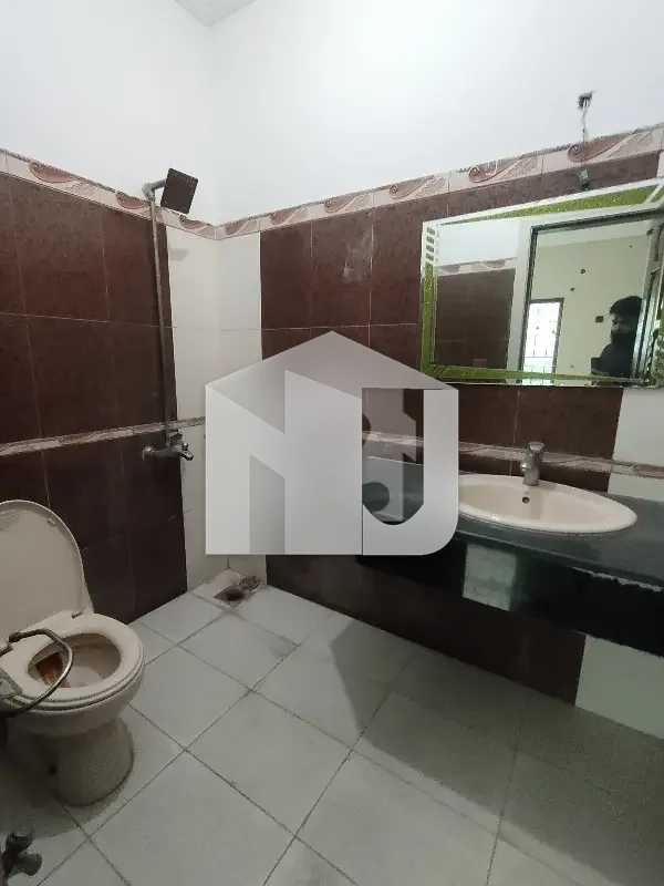 E-11 Such A Amazing Location What A Outstanding Double Story House For Rent, photo 8