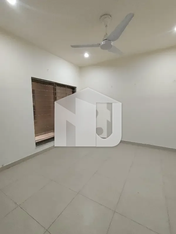 E-11 Mind Blowing What A Outstanding Triple Story 3 Separate Portion Full House For Rent, photo 29