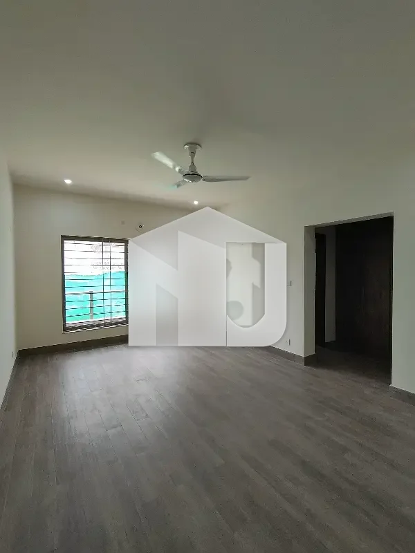 E-11 Mind Blowing What A Outstanding Triple Story 3 Separate Portion Full House For Rent, photo 7