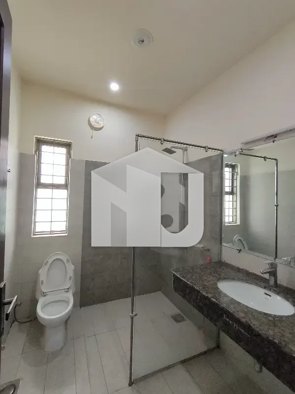 E-11 Mind Blowing What A Outstanding Triple Story 3 Separate Portion Full House For Rent, photo 10