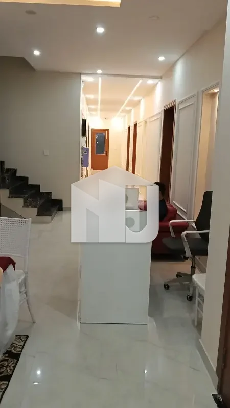 E-11 Luxurious Brand New Triple Storey Fully Furnished House With Lift 14 Beds, photo 5