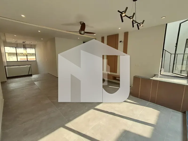 Prestigious Triple-Storey Residence | 9 Bedrooms | Luxury Living, photo 8