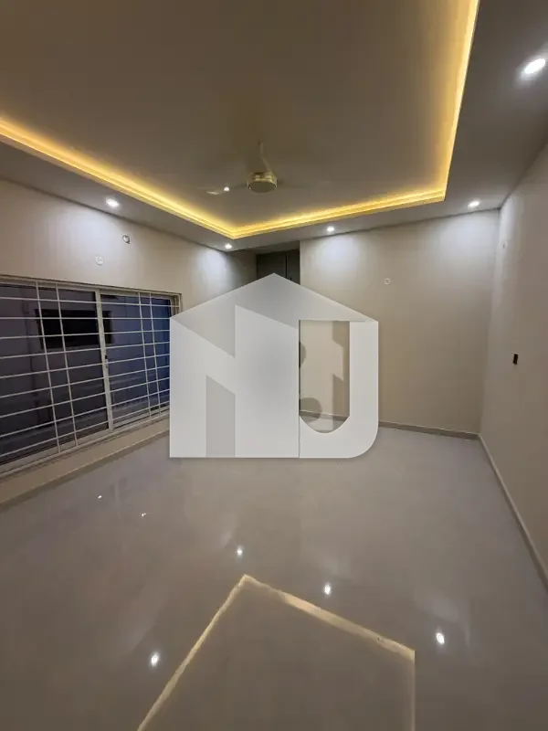 6 Beds Thorough Renovated F-8 Elegant House, photo 6