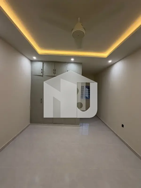 6 Beds Thorough Renovated F-8 Elegant House, photo 9