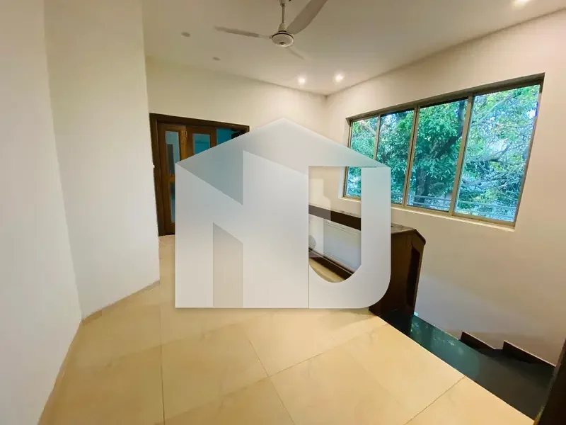 Beautiful House Available For Rent On Prime Location, photo 24