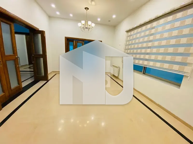 Beautiful House Available For Rent On Prime Location, photo 16