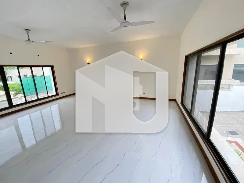 Outclass Newly Constructed House For Rent, photo 7